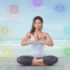 Mulher meditando