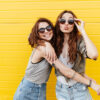 amigas descontraídas