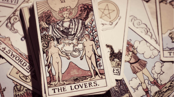 carta os enamorados do tarot