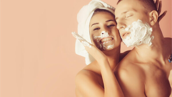 Casal apaixonado. Conceito de amor. Mulher sorridente.