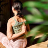 mulher meditando