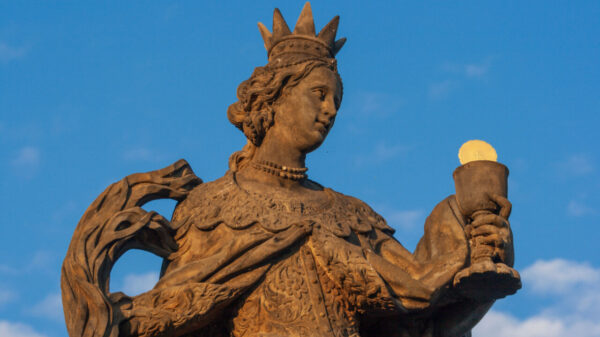 estátua de santa bárbara
