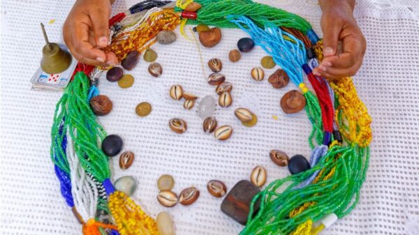 Jogo de Búzios, arte do Candomblé.