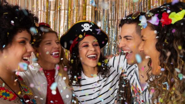 pessoas no carnaval