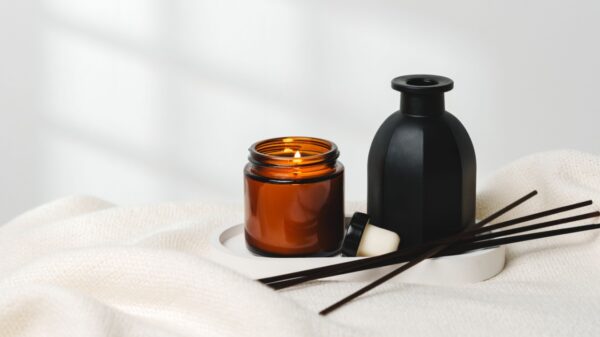 Veja 4 incensos e velas aromáticas para melhorar a concentração
