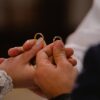 Chega de enrolação: simpatia para ser pedida em casamento