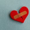Simpatia para esquecer um amor e seguir em frente